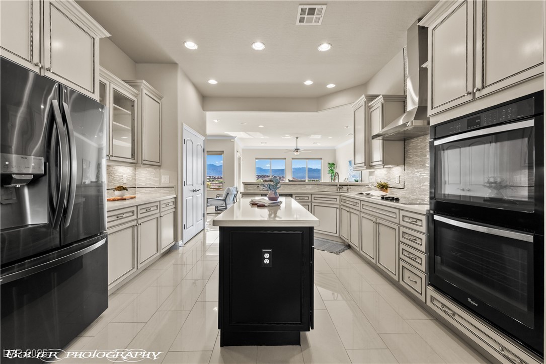 1348 Basin View