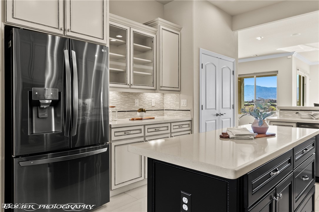 1348 Basin View