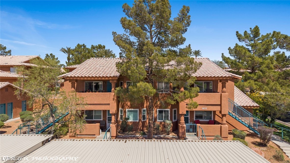 901 Mesquite Springs Drive 201