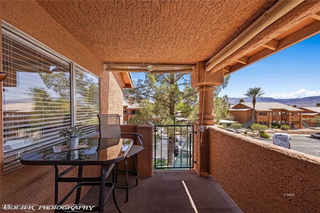 901 Mesquite Springs Drive 201