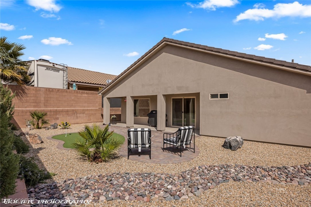 942 Shadow Hawk Ridge