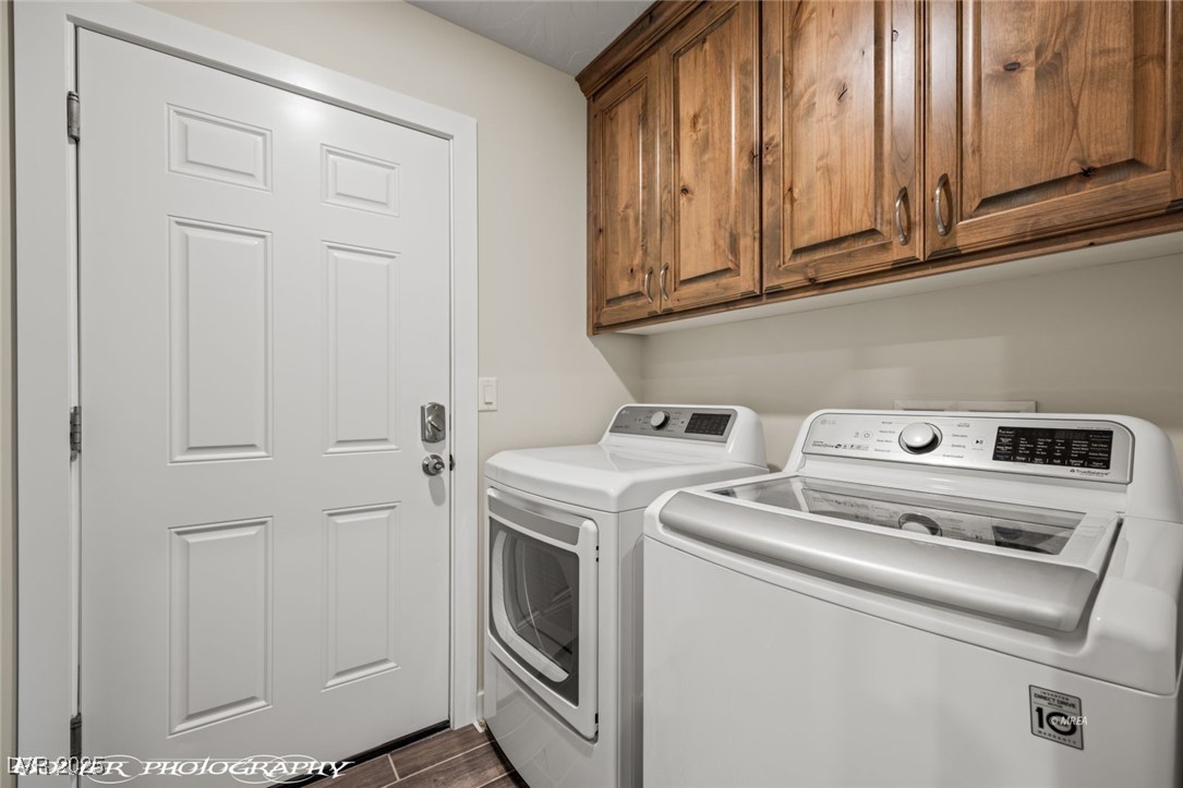 942 Shadow Hawk Ridge