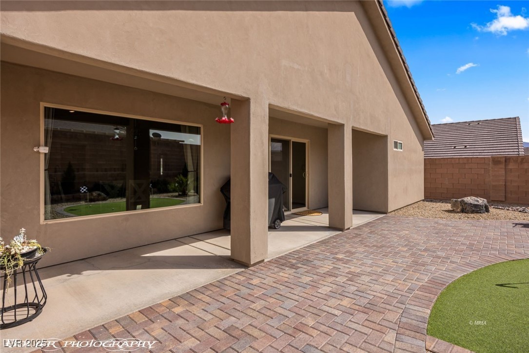 942 Shadow Hawk Ridge