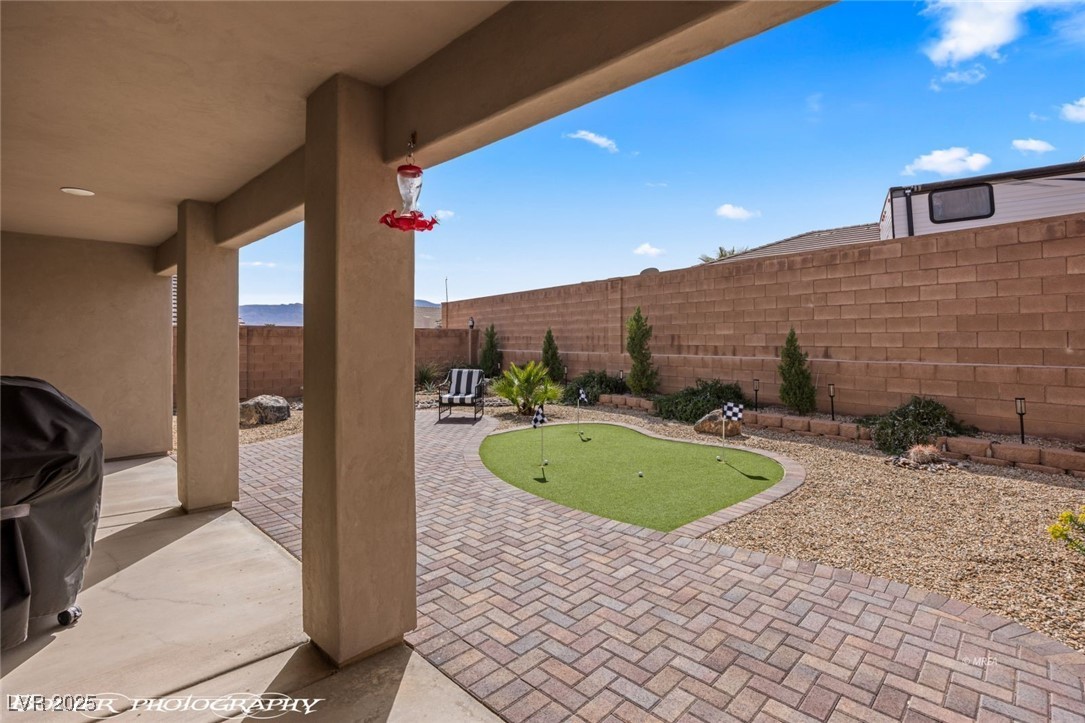 942 Shadow Hawk Ridge