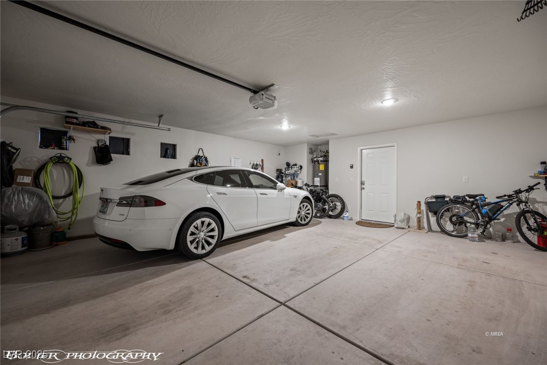 942 Shadow Hawk Ridge