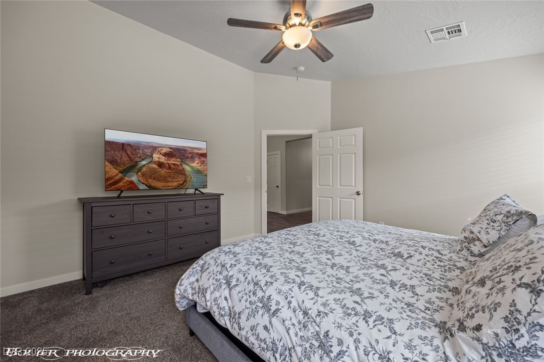 942 Shadow Hawk Ridge