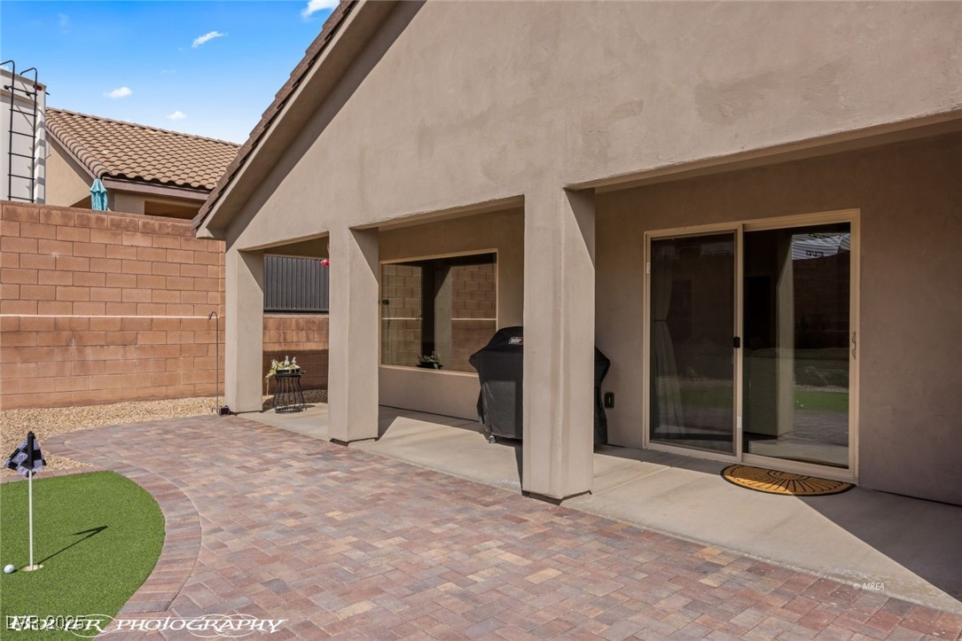 942 Shadow Hawk Ridge