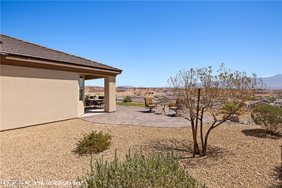 656 Shadow Ridge