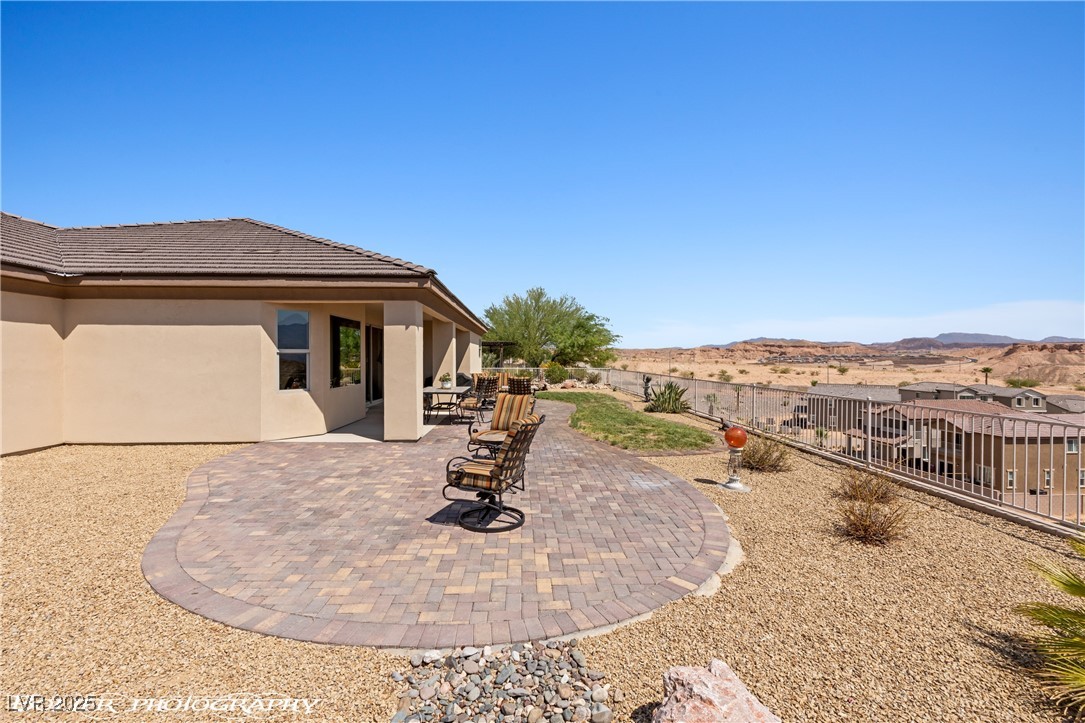 656 Shadow Ridge