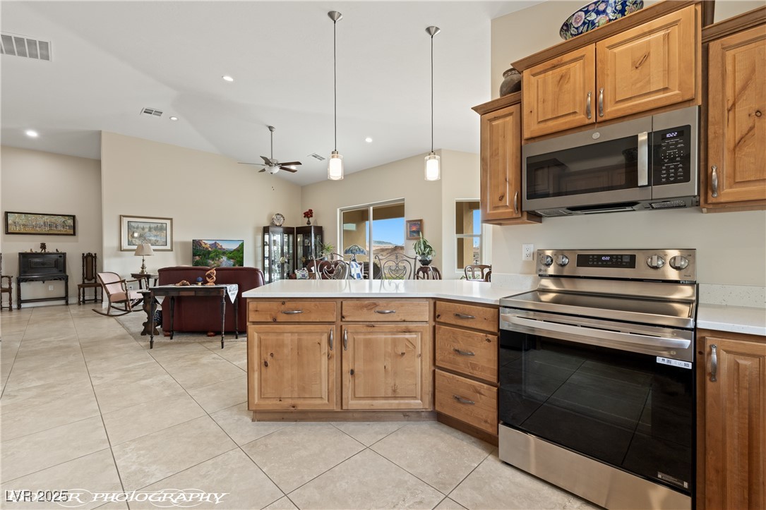 656 Shadow Ridge