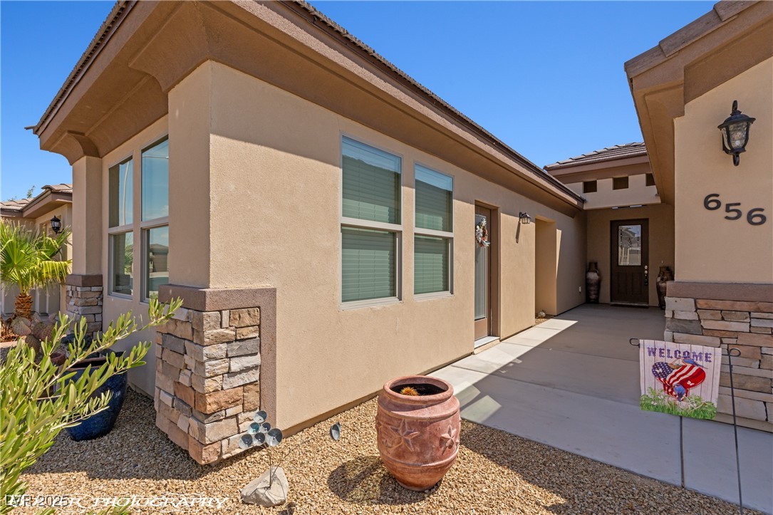 656 Shadow Ridge