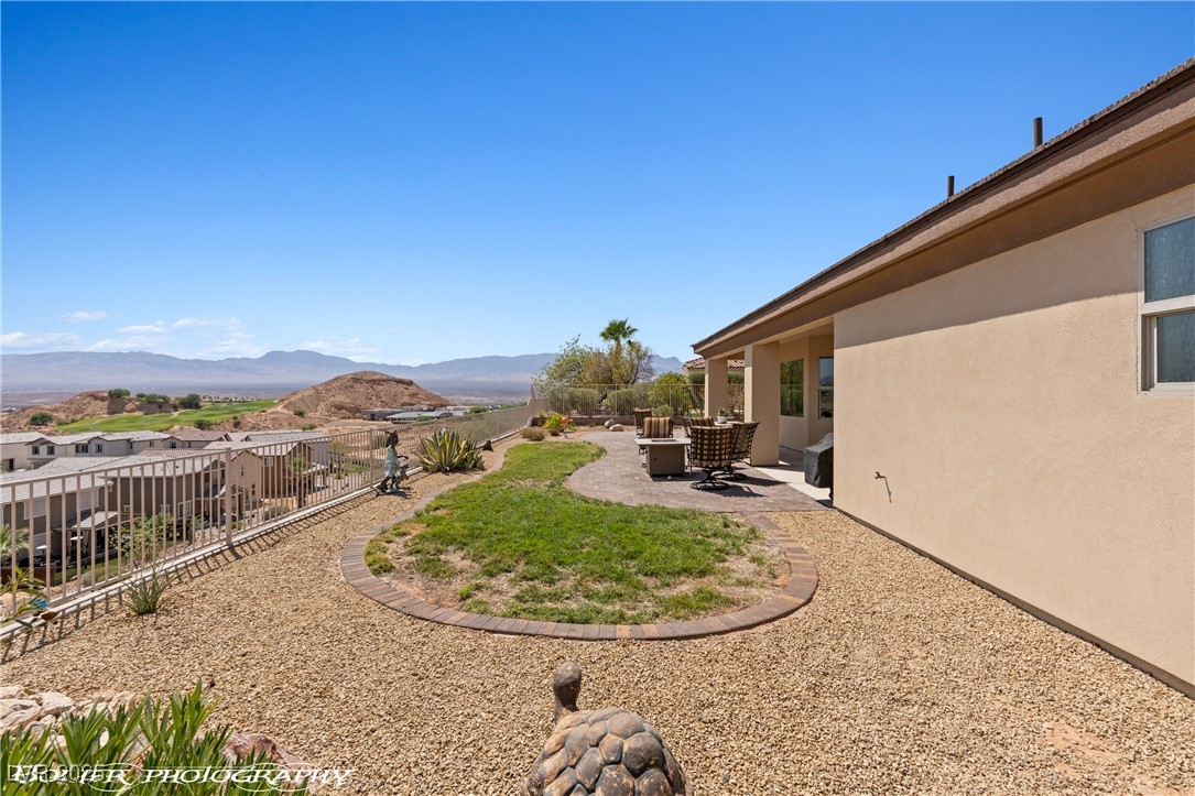 656 Shadow Ridge
