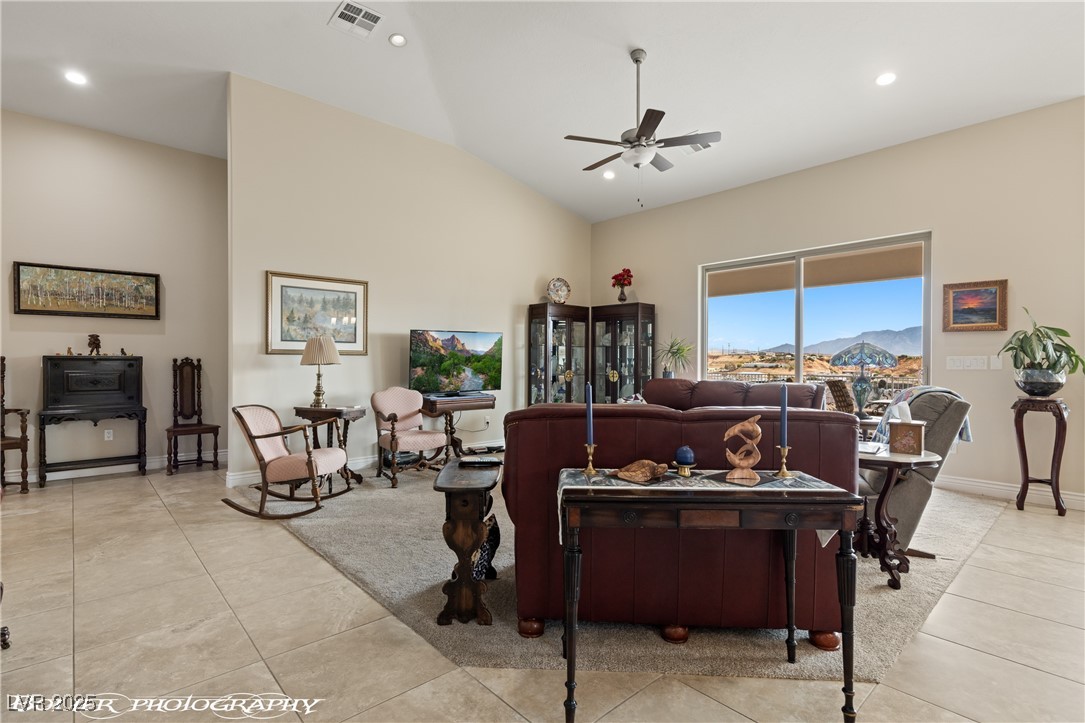 656 Shadow Ridge