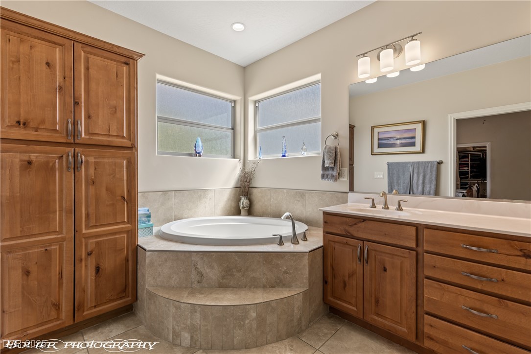 656 Shadow Ridge