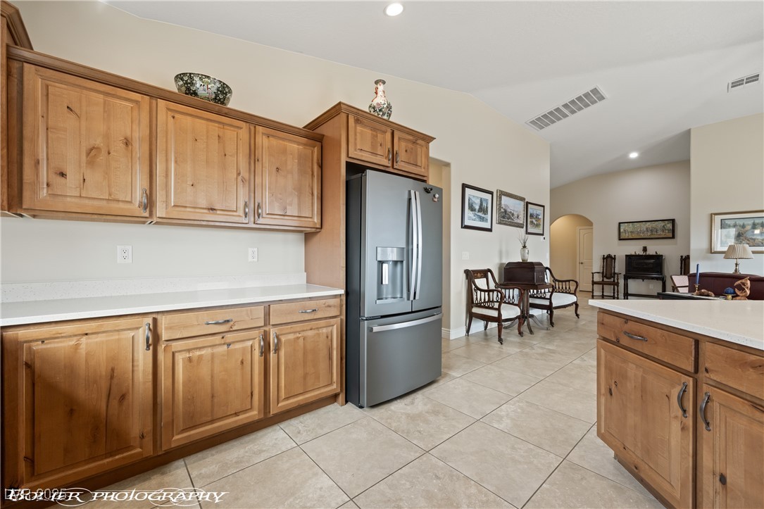 656 Shadow Ridge