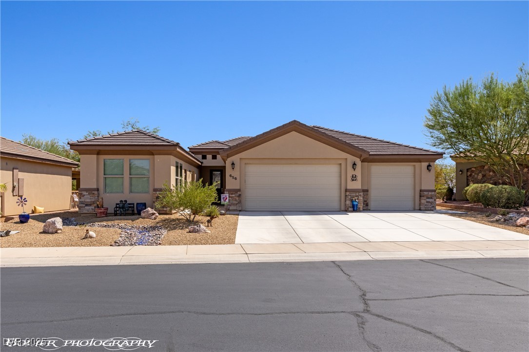 656 Shadow Ridge