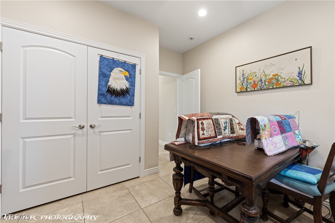 656 Shadow Ridge