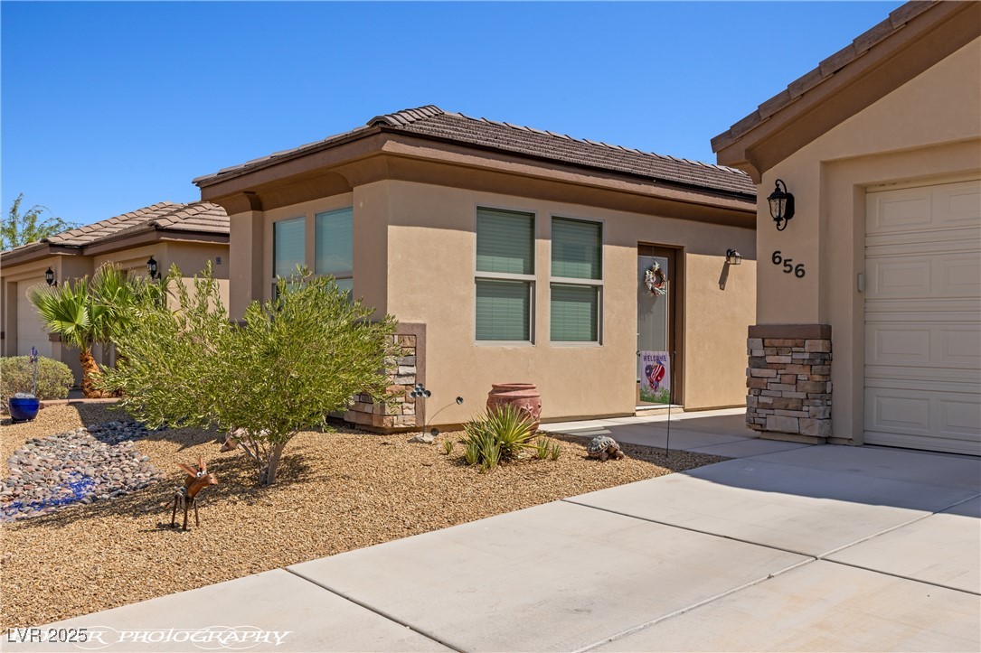 656 Shadow Ridge