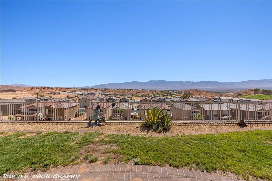 656 Shadow Ridge