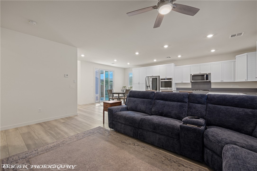 1213 Ivy Lee Crest