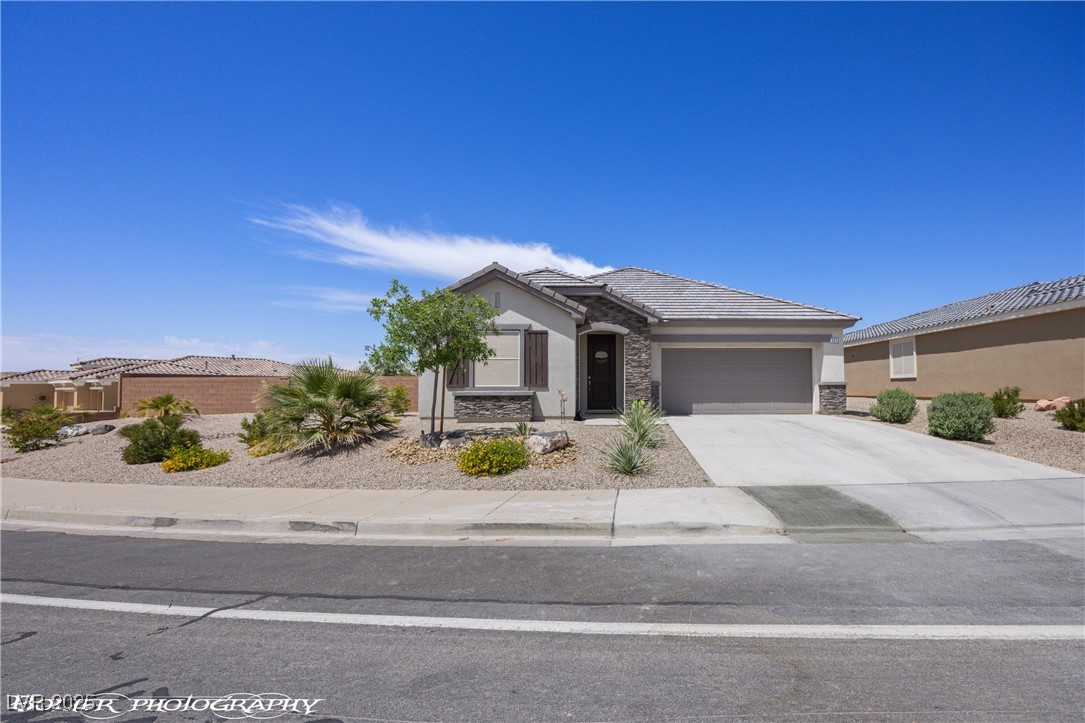 1213 Ivy Lee Crest