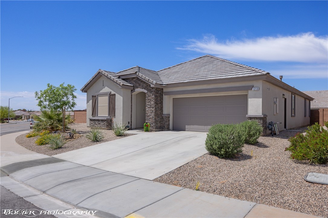 1213 Ivy Lee Crest