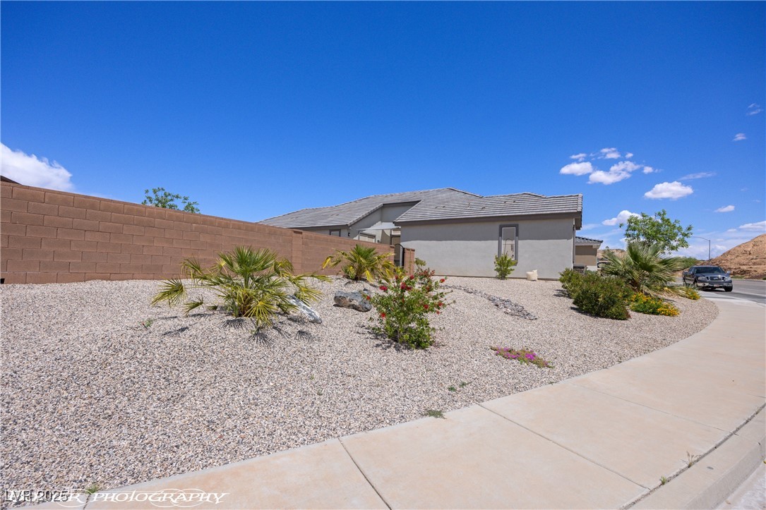 1213 Ivy Lee Crest