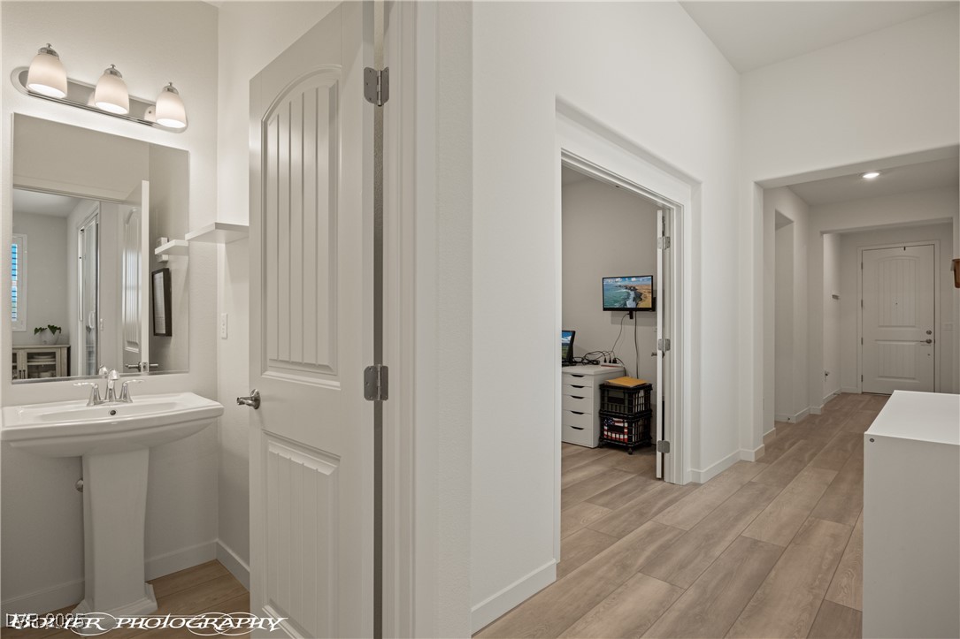 1213 Ivy Lee Crest