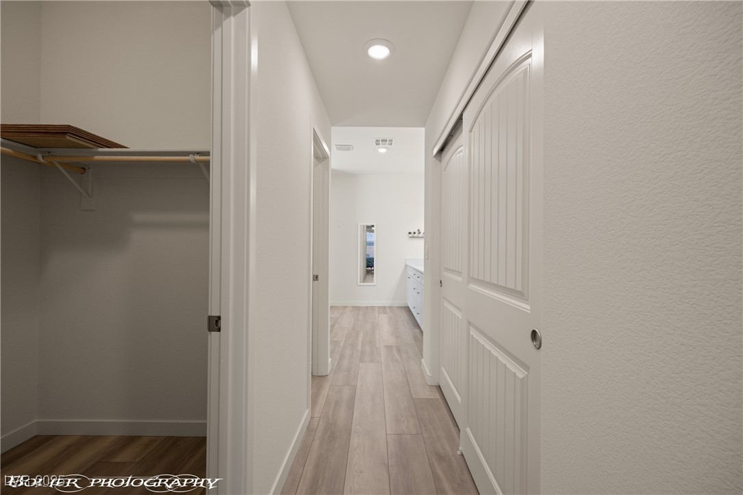 1213 Ivy Lee Crest