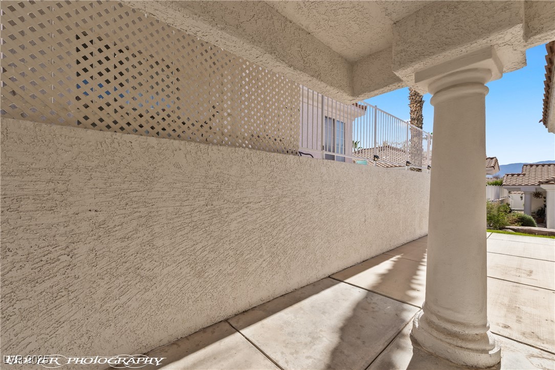 726 Mesa Springs Drive