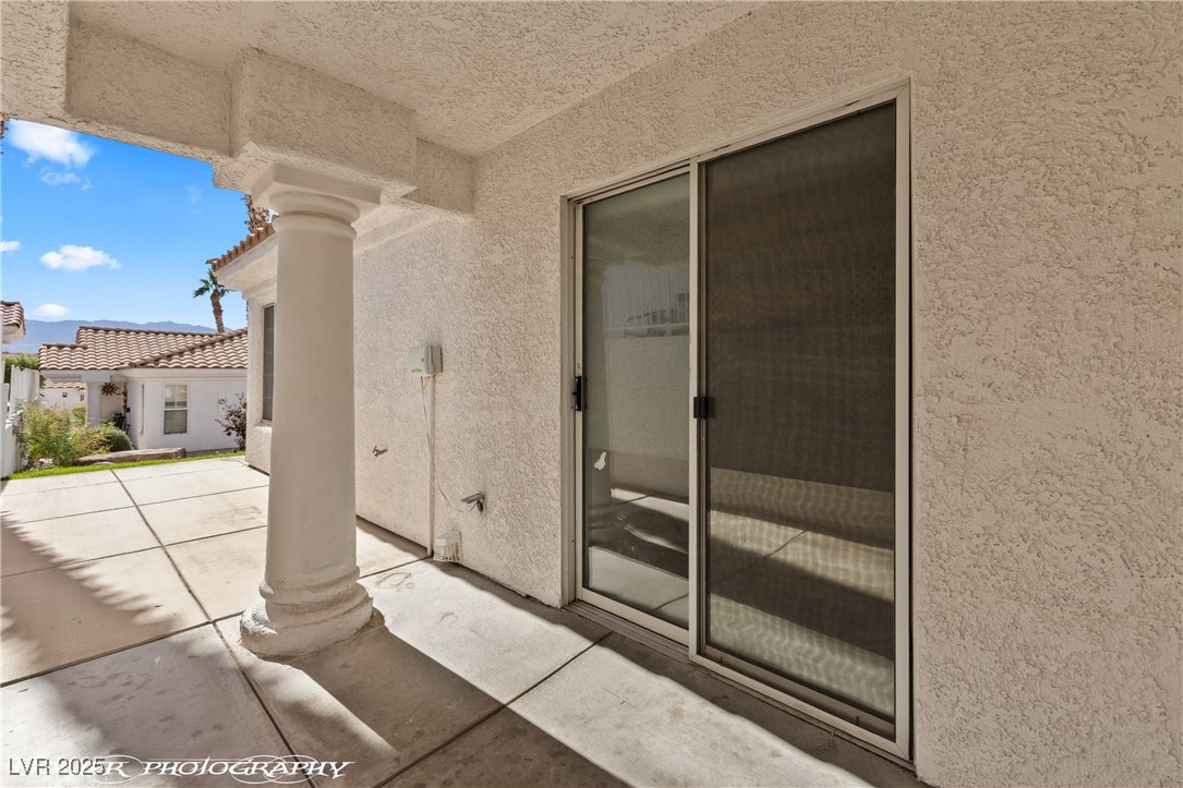 726 Mesa Springs Drive