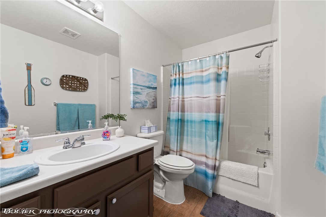517 West Mesquite Boulevard 212