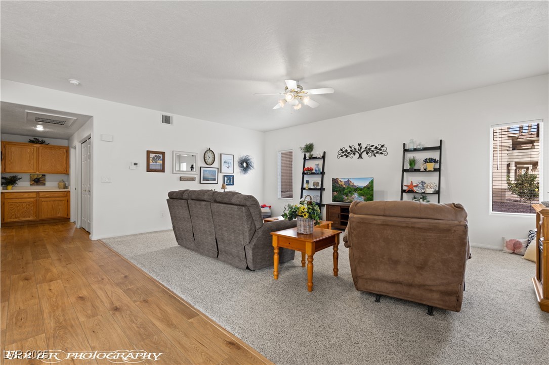 517 West Mesquite Boulevard 212