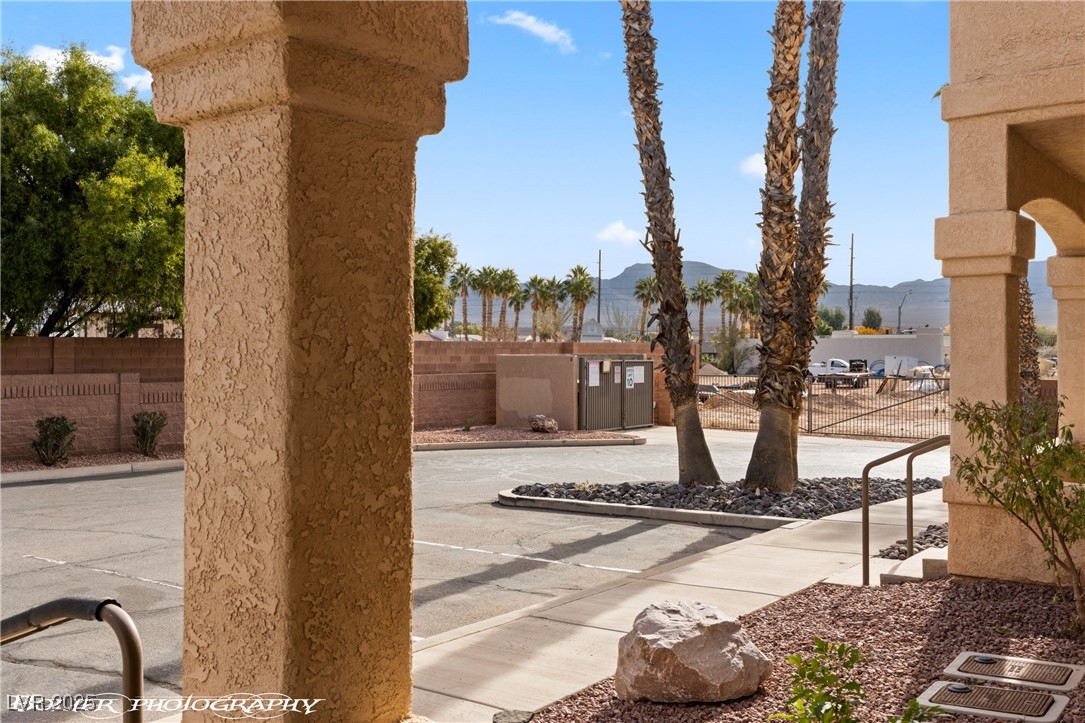 517 West Mesquite Boulevard 212