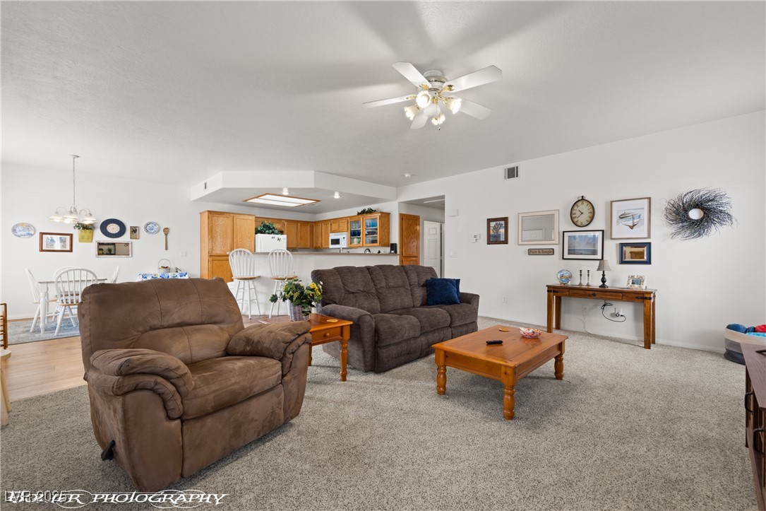 517 West Mesquite Boulevard 212