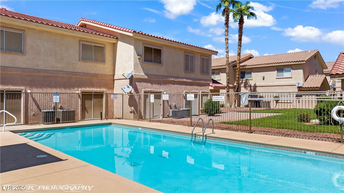 517 West Mesquite Boulevard 212