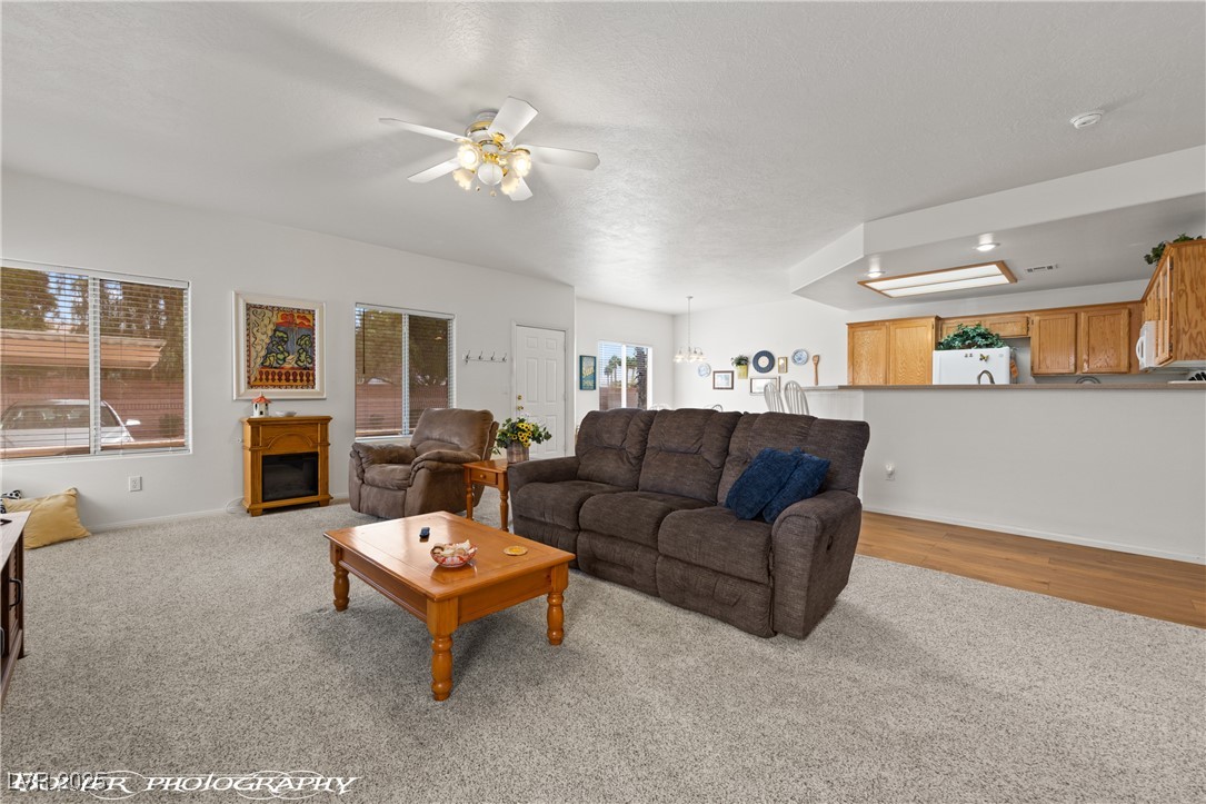 517 West Mesquite Boulevard 212