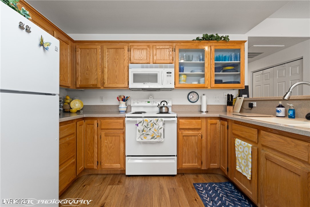517 West Mesquite Boulevard 212