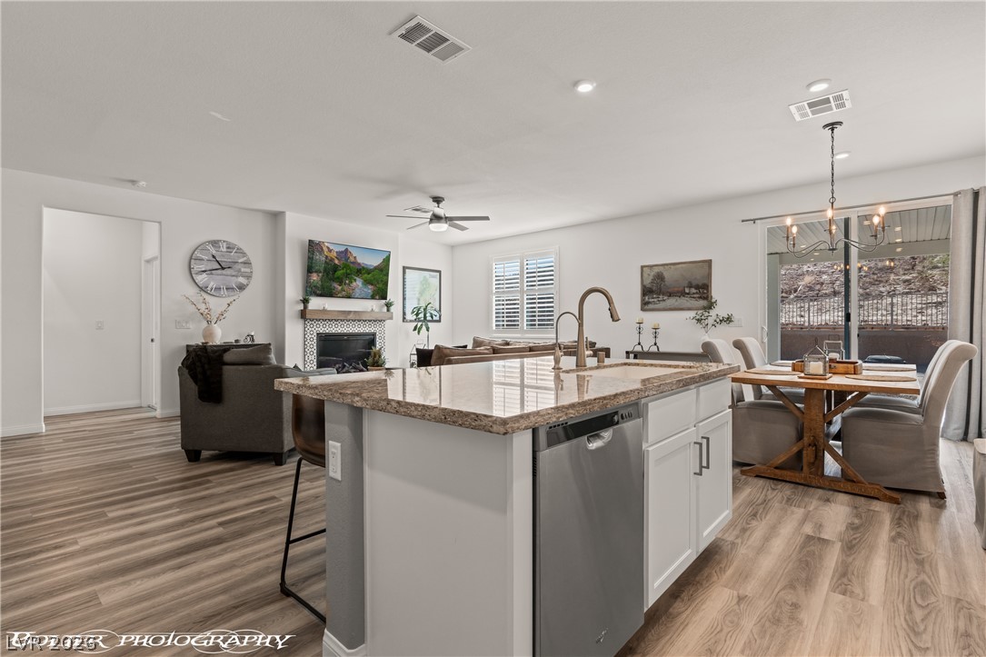 946 Overlook Lane