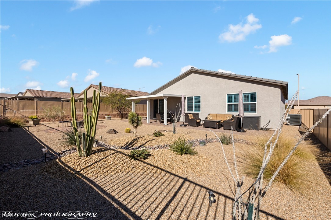 946 Overlook Lane