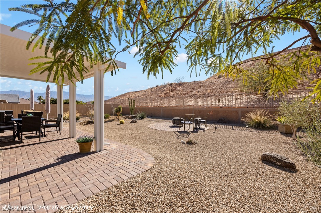 946 Overlook Lane