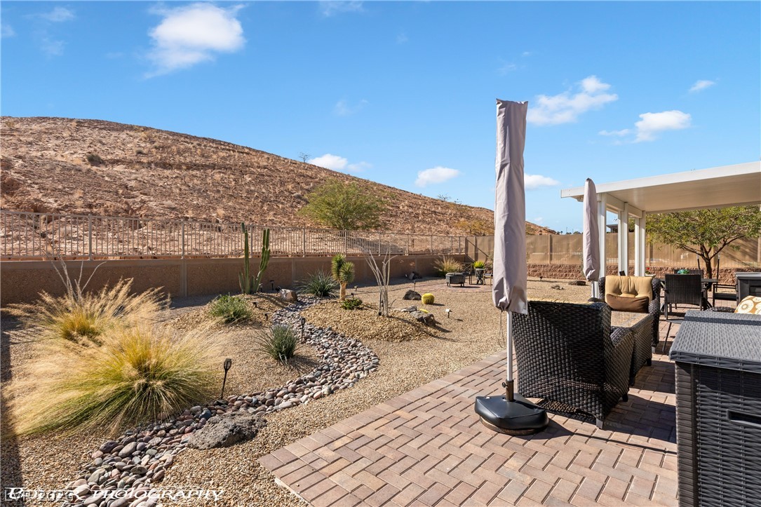 946 Overlook Lane