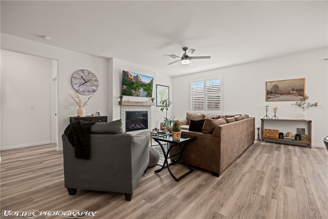 946 Overlook Lane