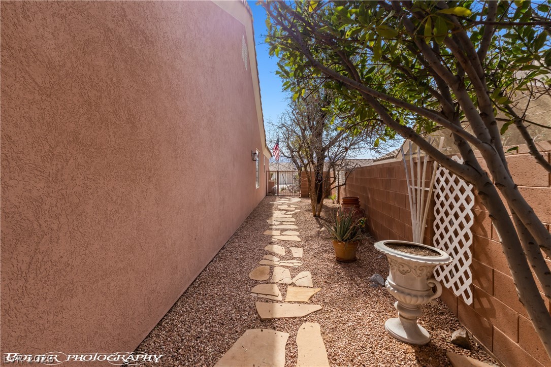 879 Glendale Road