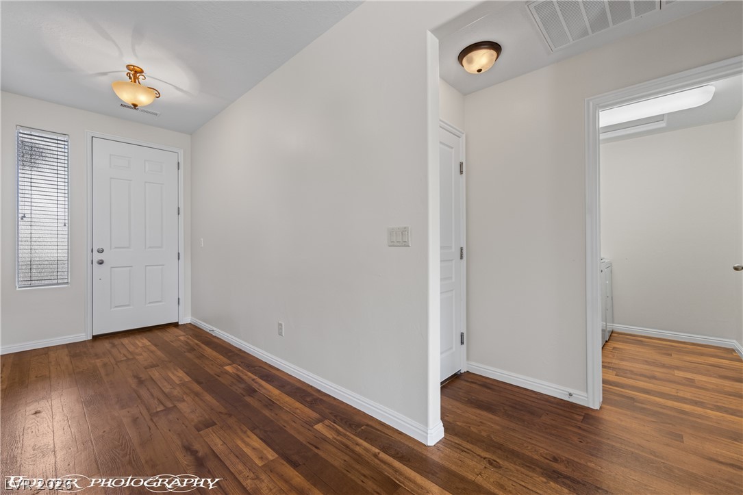 476 Lewis Street