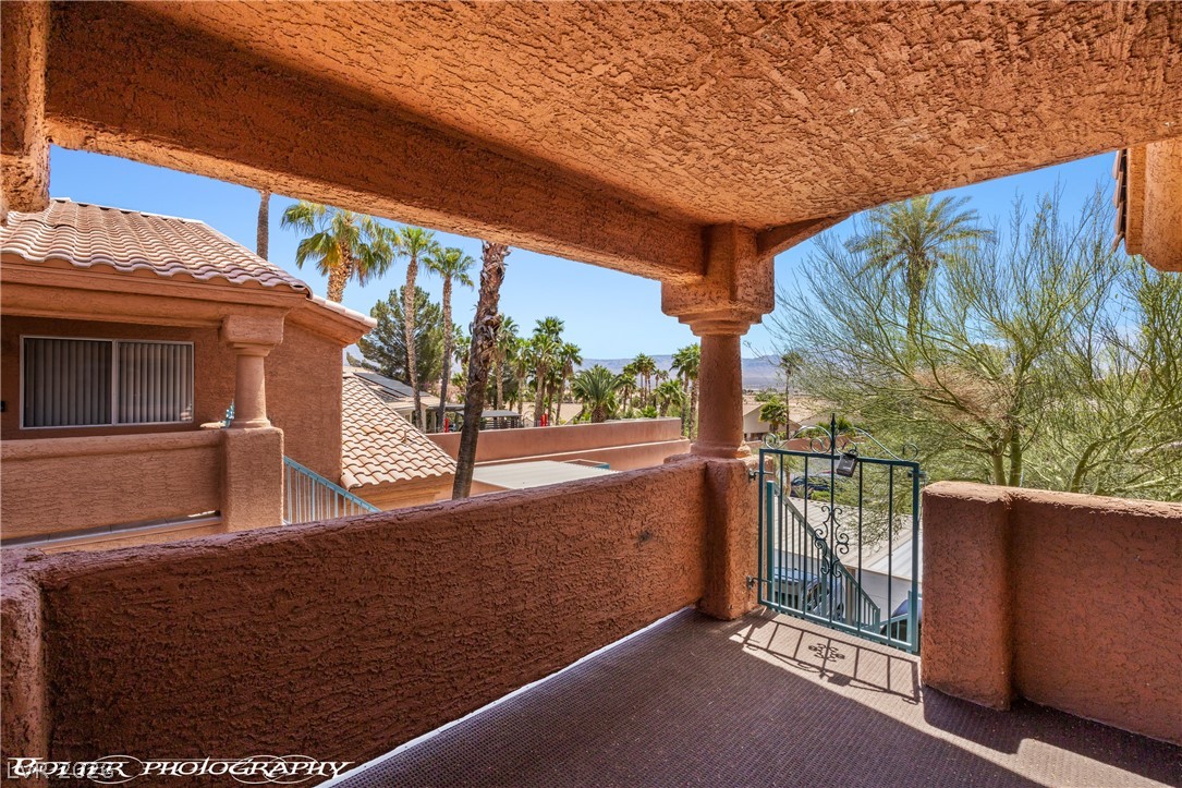 962 Mesquite Springs Drive 202