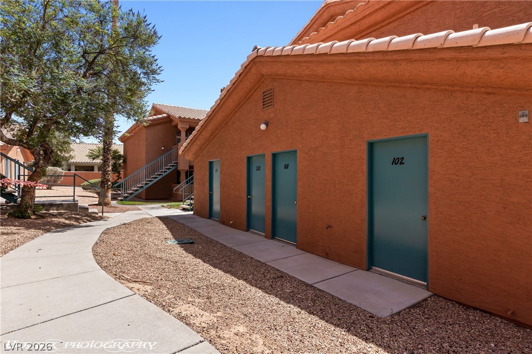 962 Mesquite Springs Drive 202