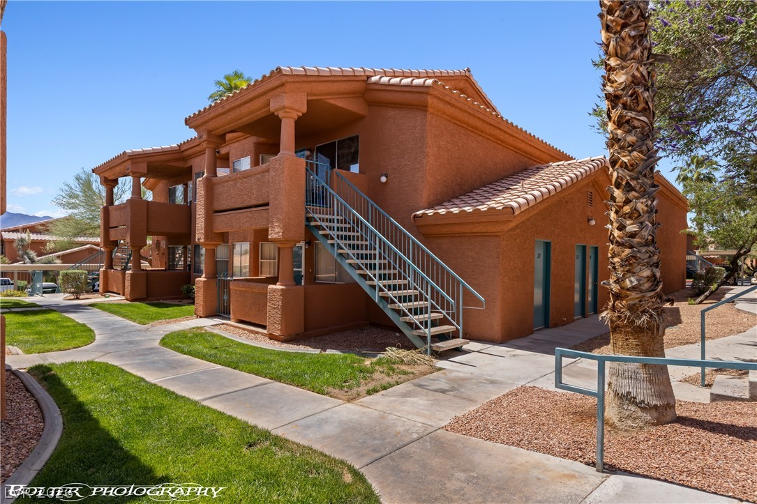 962 Mesquite Springs Drive 202
