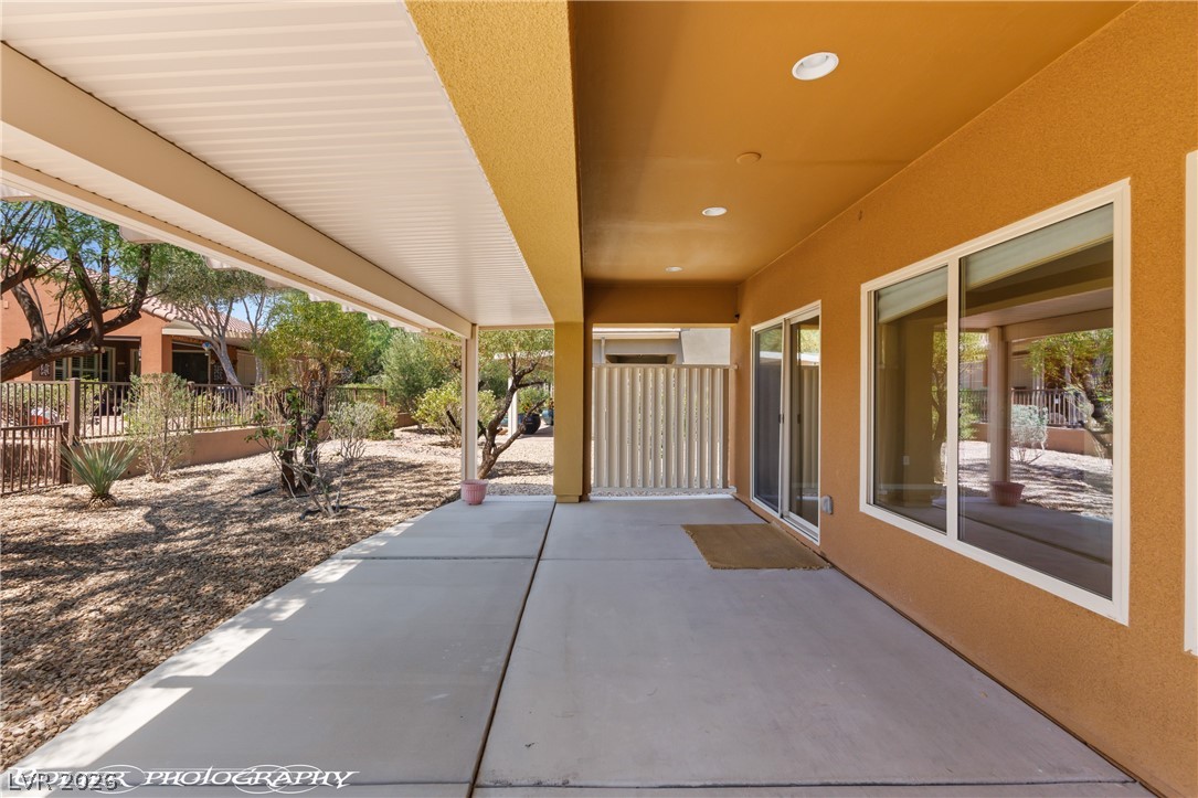 1260 Great Arch Avenue