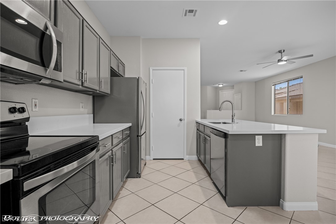 471 Canyon View Way